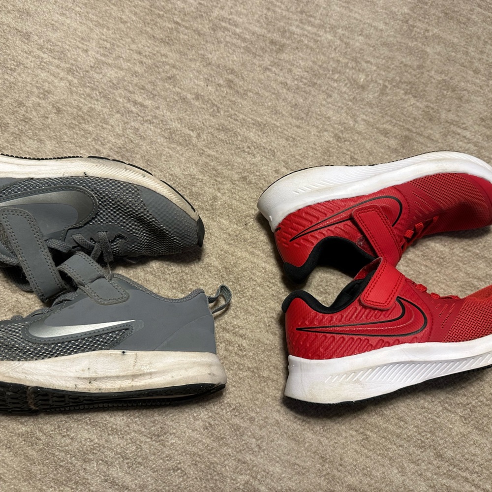 2 pairs of Nike boys Sneakers